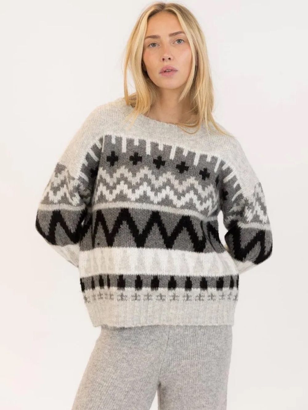 Lyla + Luxe Landen sweater